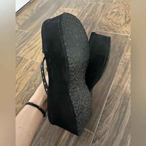 SOLD - Picture 4 of 4